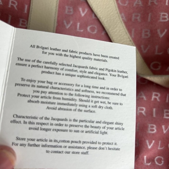 BVLGARI ✨Logomania Sophia Tote with Pouch NWT - Picture 11 of 15